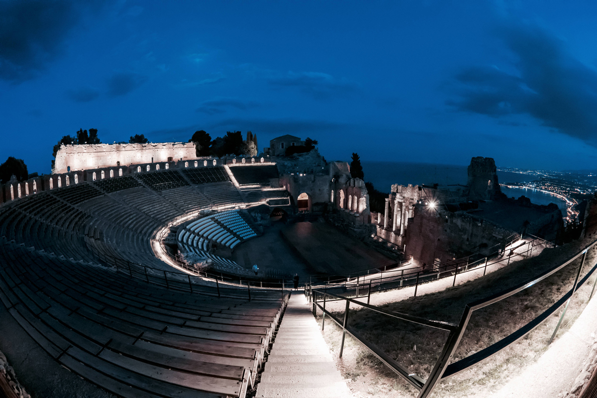 iGuzzini illumina il Teatro Antico di Taormina con Metaenergia