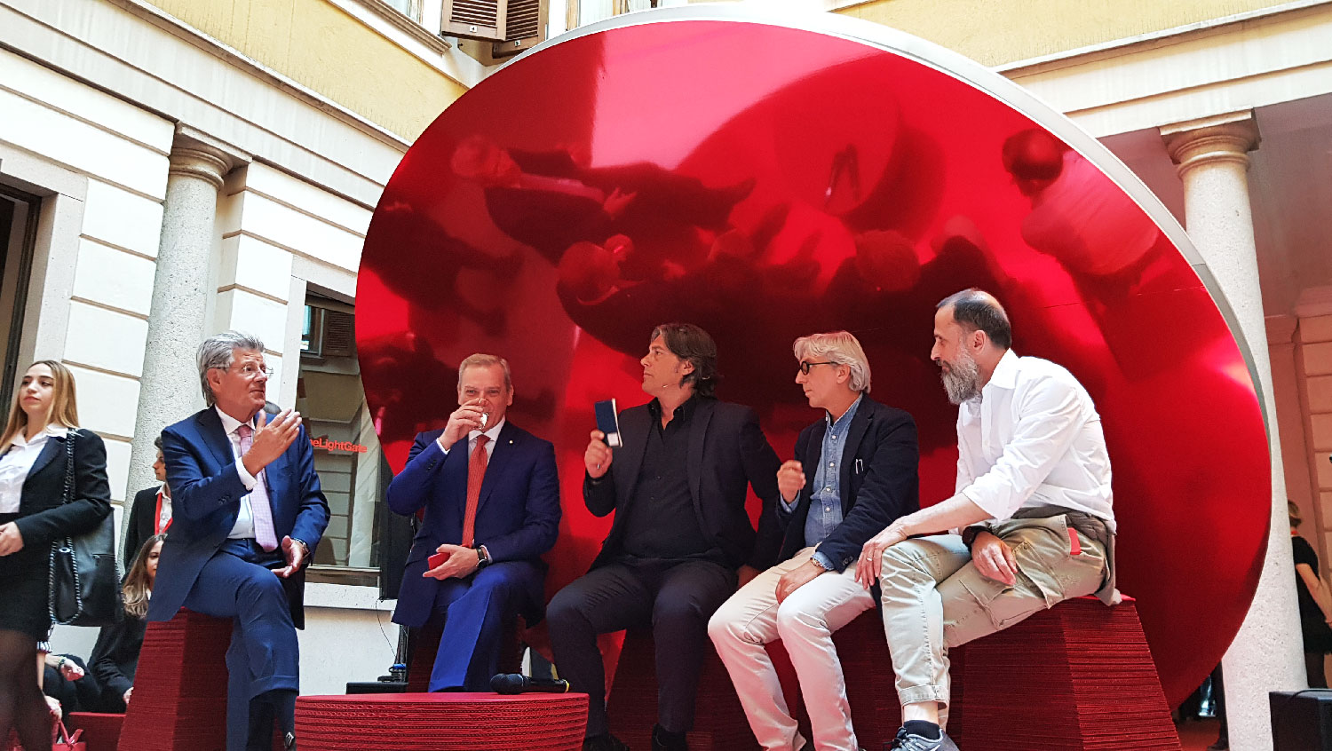 New iGuzzini space unveiled in Milan